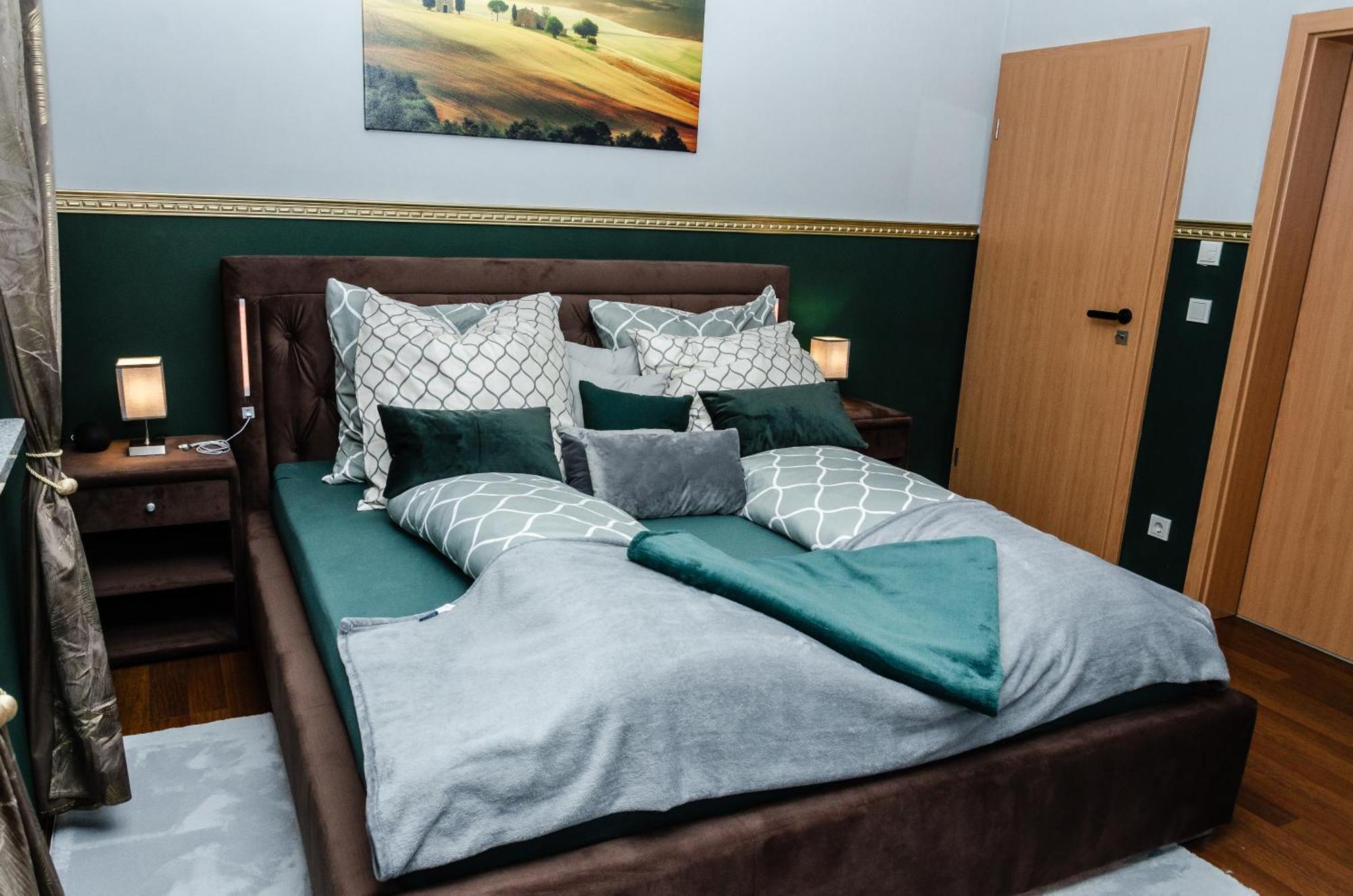 5 Sterne Centurion Ferienhaus Villa 2 Pools 86 Zoll Tv Aldersbach Екстер'єр фото